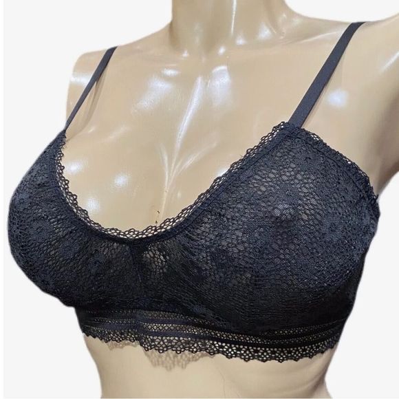 Victoria’s Secret Crochet floral lace unlined bralette bra black Large